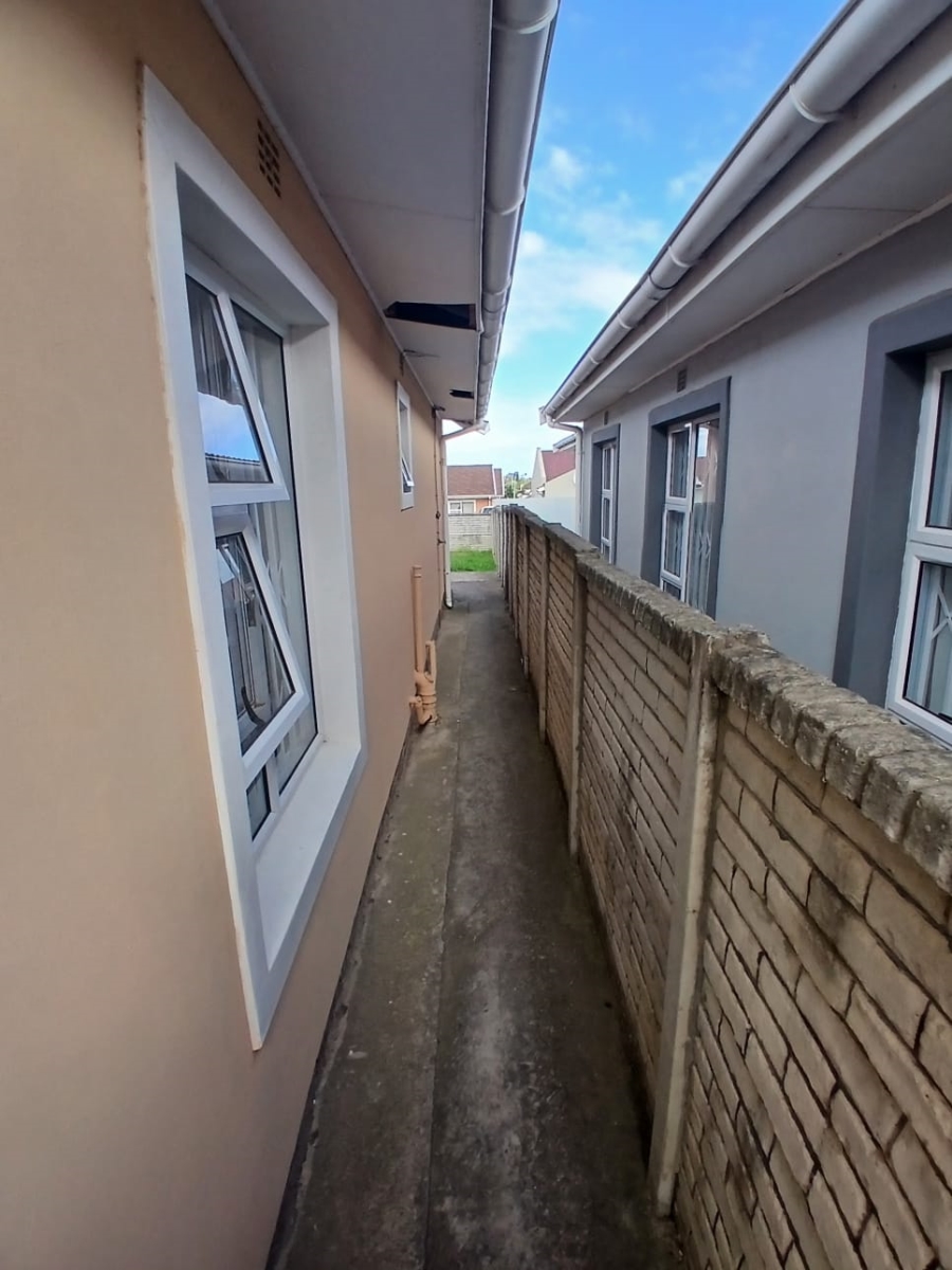 3 Bedroom Property for Sale in Haven Hills Eastern Cape
